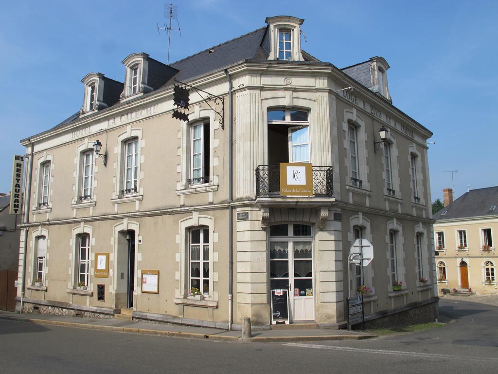 Le Relais De La Caleche Hotel Saint-Denis-d'Anjou Bagian luar foto