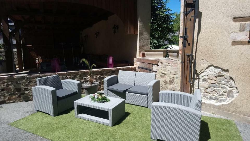 Le Relais De La Caleche Hotel Saint-Denis-d'Anjou Bagian luar foto